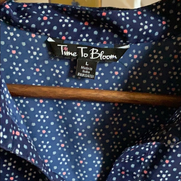 Blue pattern blouse - Picture 2 of 3